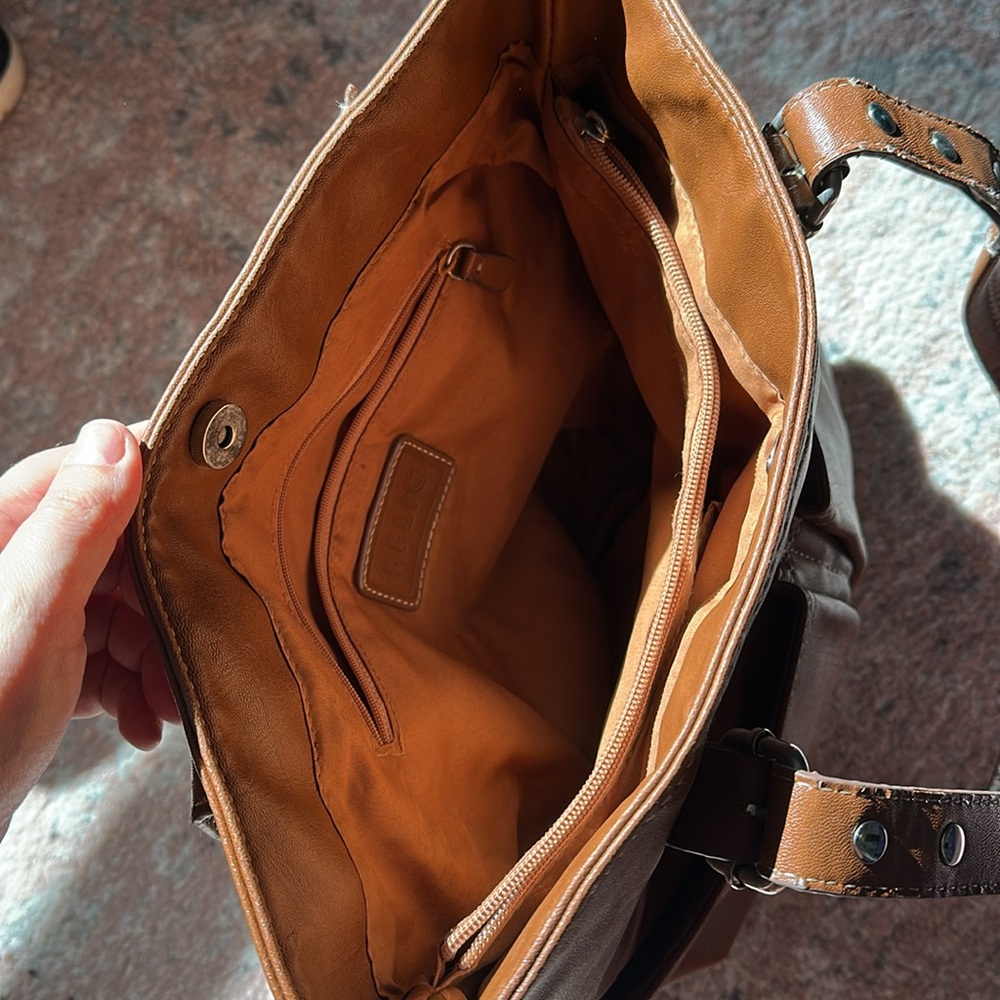 Relic Shoulder Bag - Picture 5 of 9